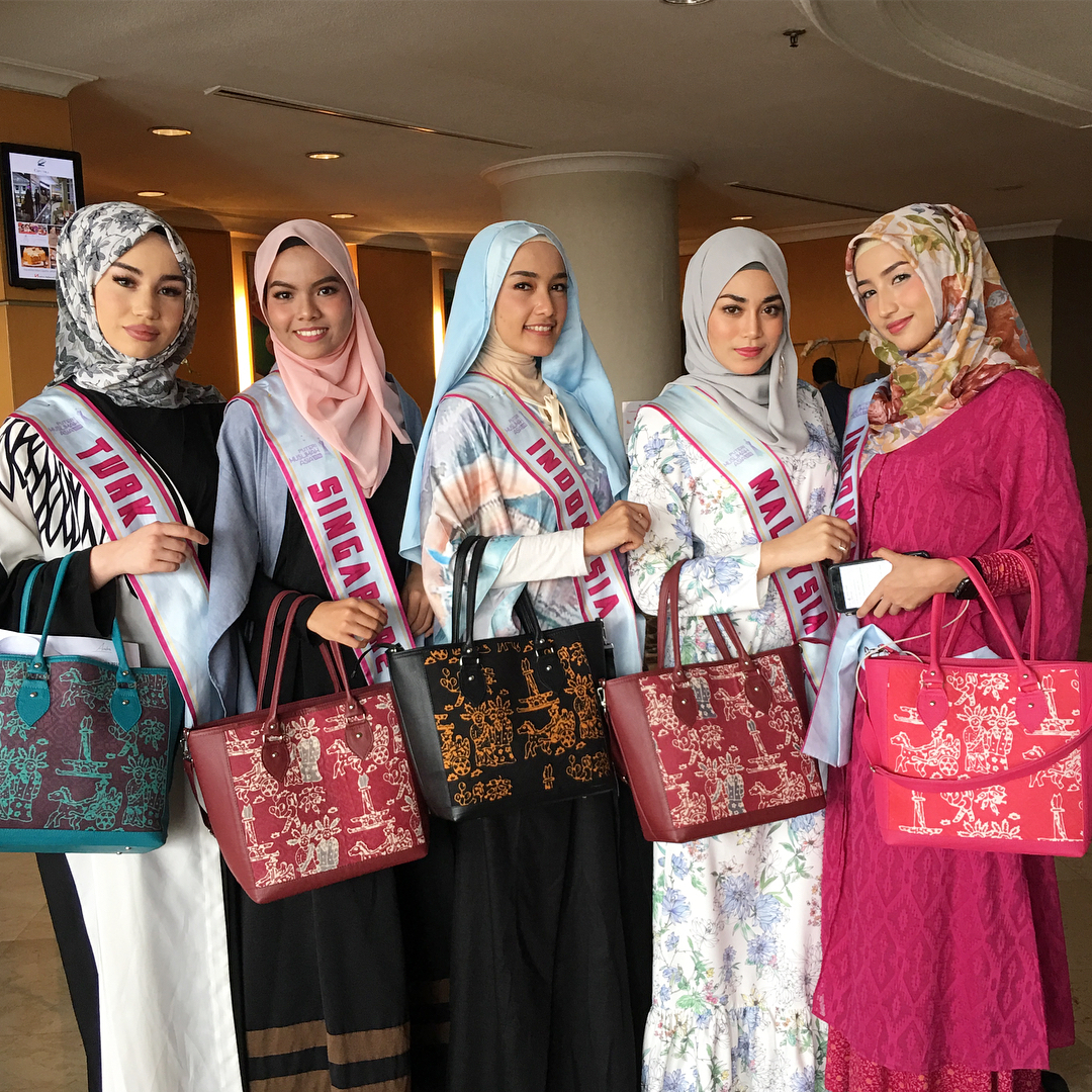 Mengenal Uyaina Arshad Pemenang Putri Muslimah Asia 2018 Hijab