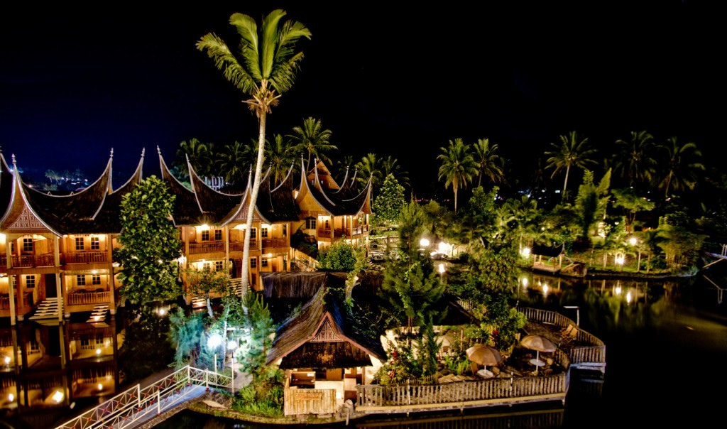 Danau Dariza Resort Hotel