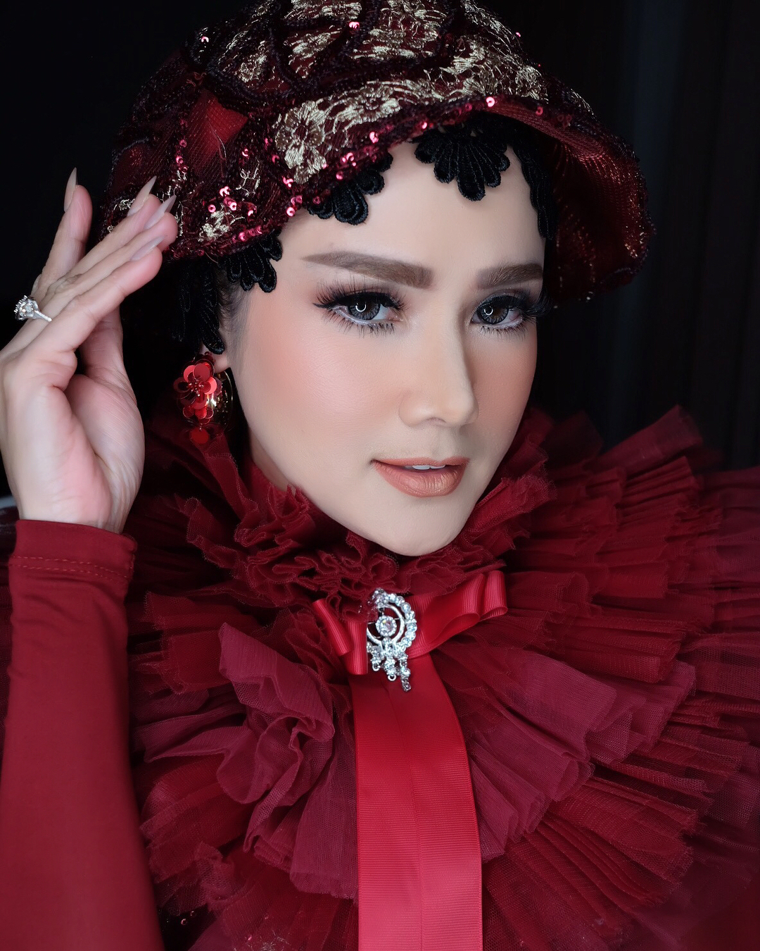 Mulan Jameela Munculkan 3 Tren Baru Gaya Hijab HijabDreamcoid