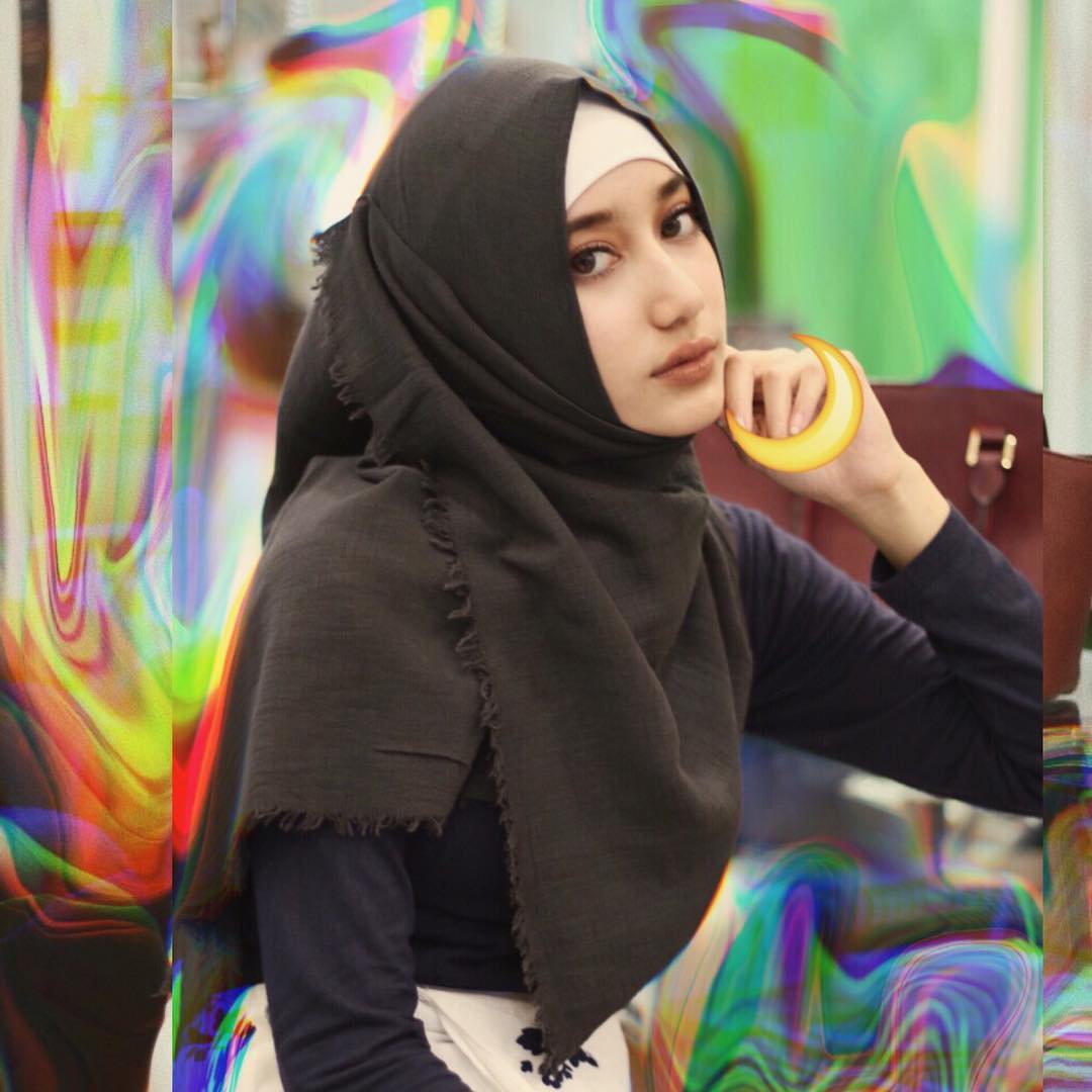 Gaya Hijab Syaira Putri Cindy Fatika Sari Cantiknya Bikin Meleleh