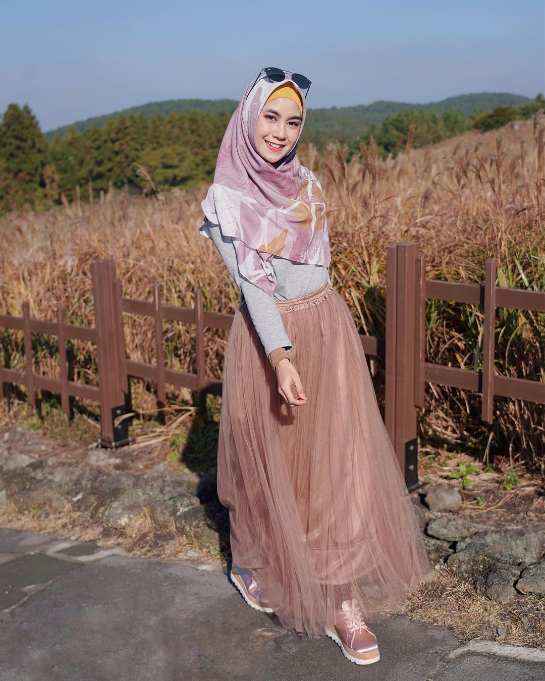 Gaya Fashion Hijab Ala Anisa Rahma Liburan Ke Korea Selatan Hijab
