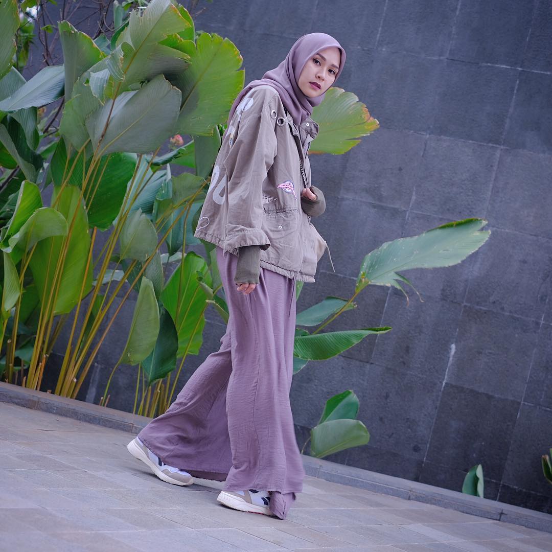 Busana Streetstyle Feminine