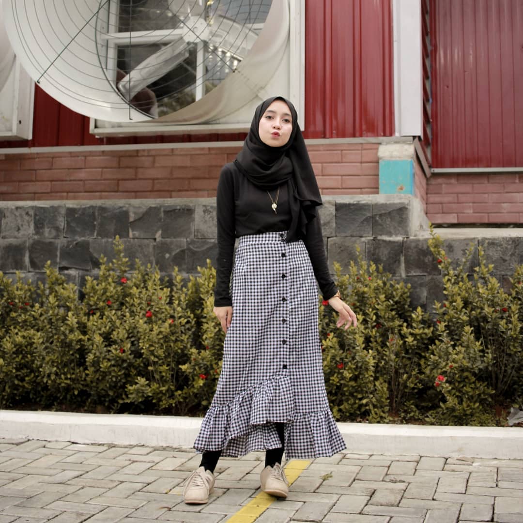 Ruffle Skirt Rok Ala Korea Yang Kekinian HijabDreamcoid