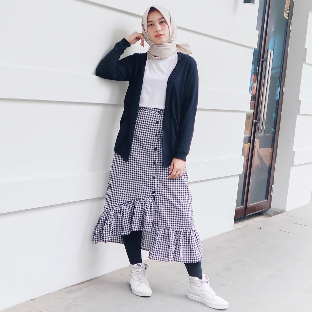 Ruffle Skirt Rok Ala Korea Yang Kekinian HijabDreamcoid