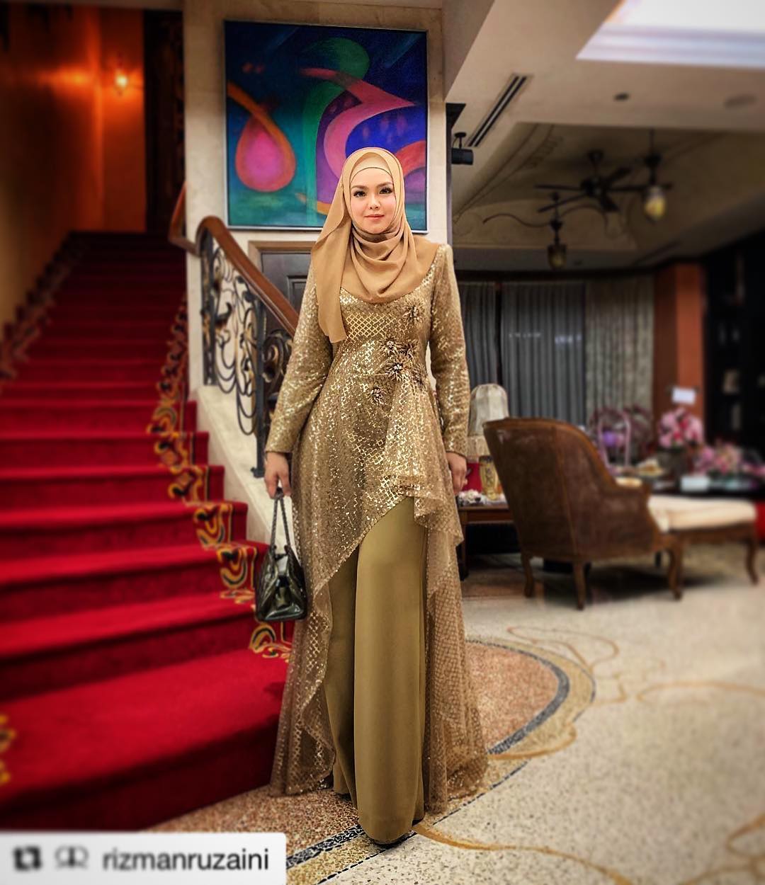 Intip Busana Mewah Siti Nurhaliza Di Pesta Ulang Tahun HijabDream