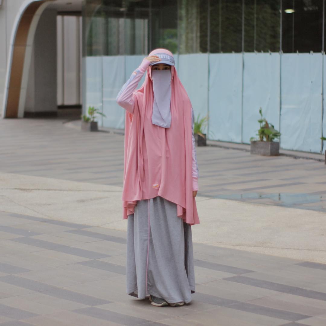 Gaya Cadar Milenial Tetap Syari Dan Kekinian HijabDreamcoid