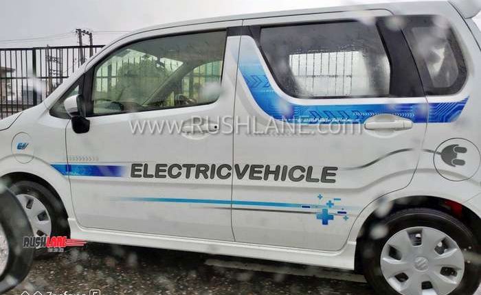 Suzuki Karimun WagonR listrik ketahuan sedang jalan-jalan (4)