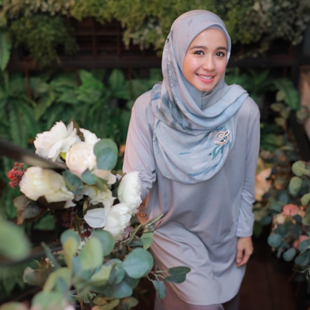 Inspirasi Hijab Motif Ala Laudya Cynthia Bella HijabDreamcoid