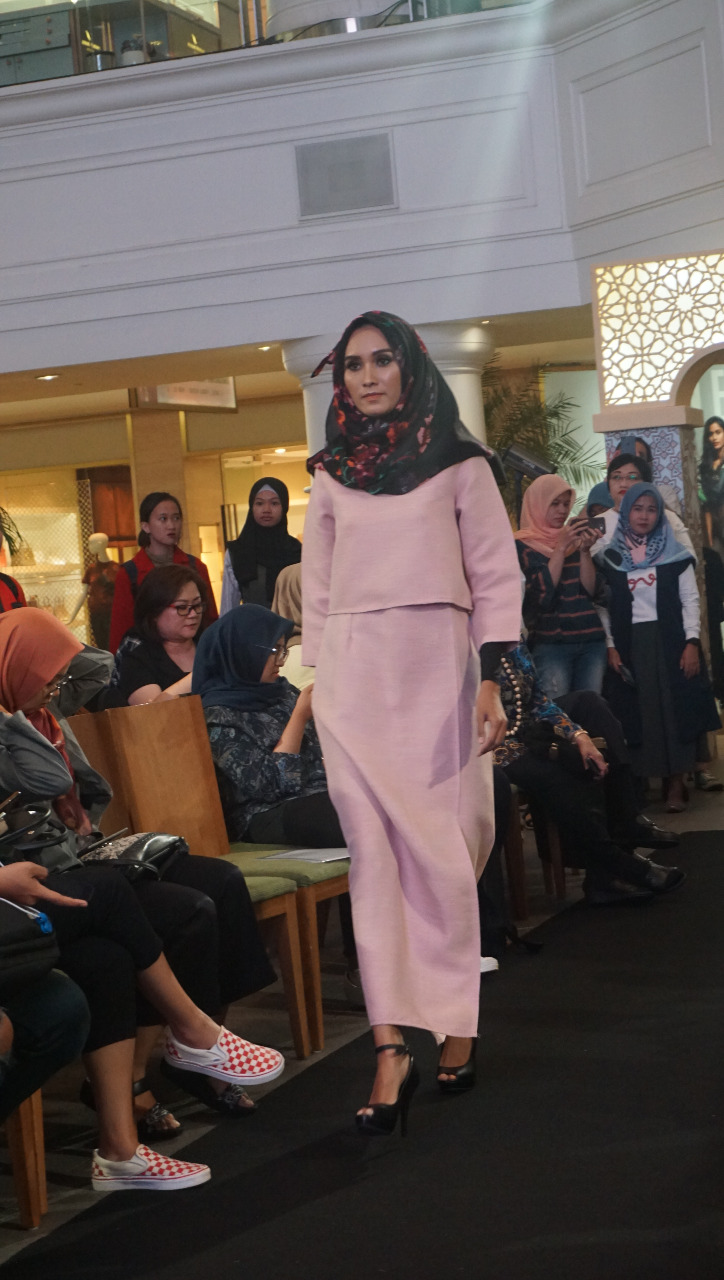 Saat Hijab Instan Melenggang Di Fashion Show HijabDreamcoid