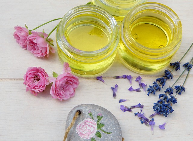 8 Cara Menggunakan Minyak Esensial Lavender Untuk Kulit dan Rambut