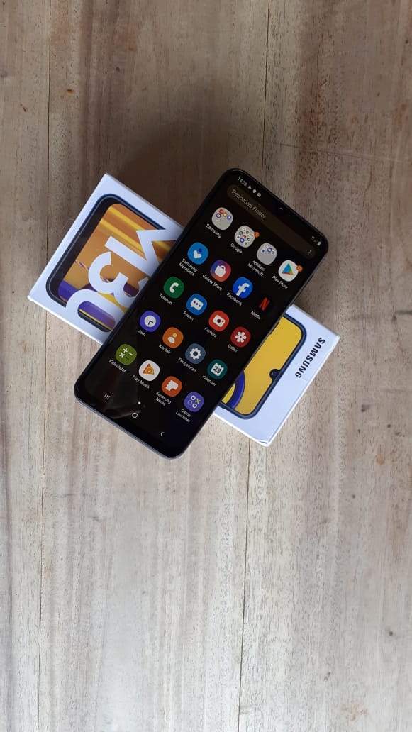  Samsung M30s