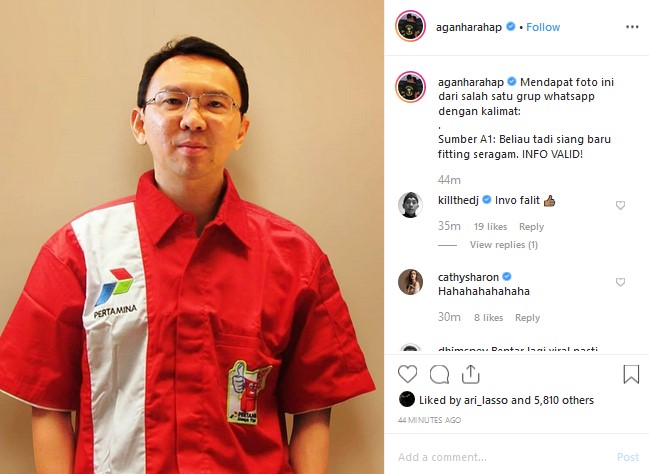 Foto Ahok memakai seragam SPBU Pertamina.