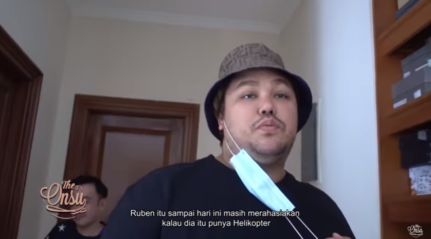 ruben onsu punya helikopter