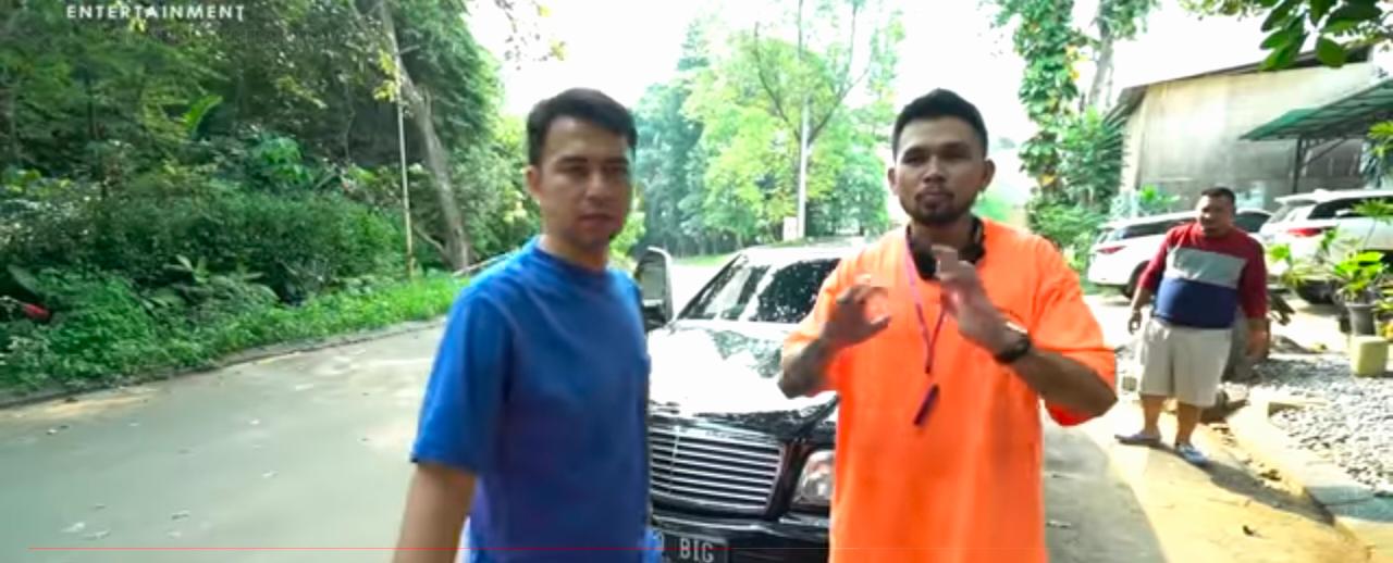 Raffi Ahmad ditawari mobil bekas kendaraan dinas presiden.