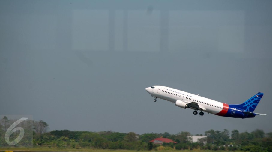 Pesawat Sriwijaya Air hilang kontak