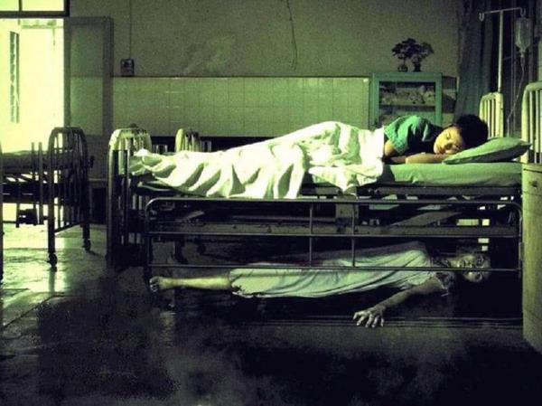 Pasien ketakutan lihat sosok mayat di bawah ranjangnya.