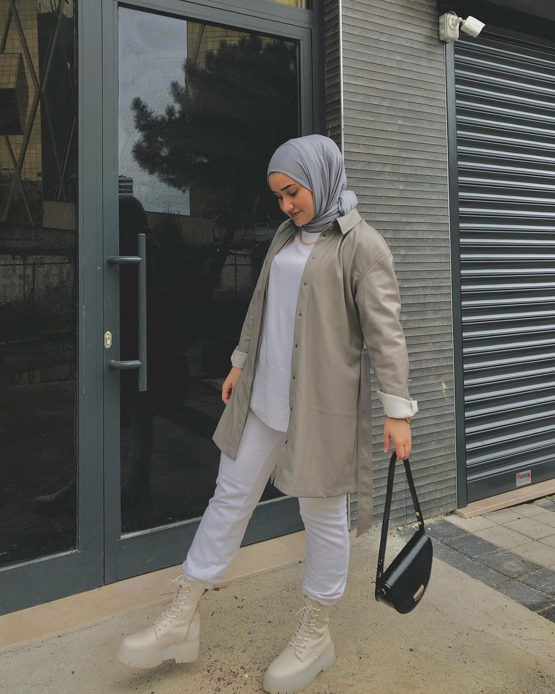 Fashion hijab boots