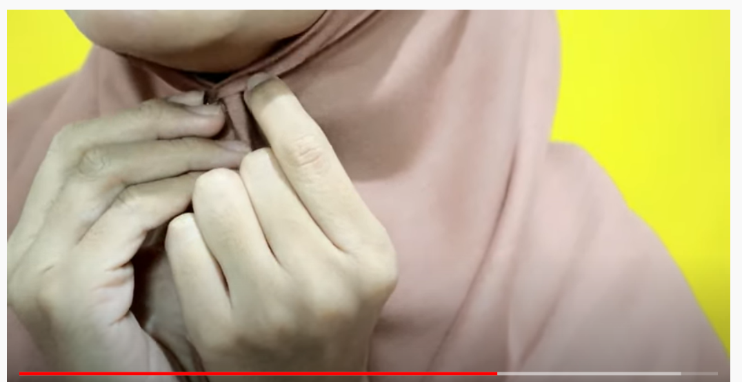 Cara mudah pakai jarum pentol tanpa merusak hijab