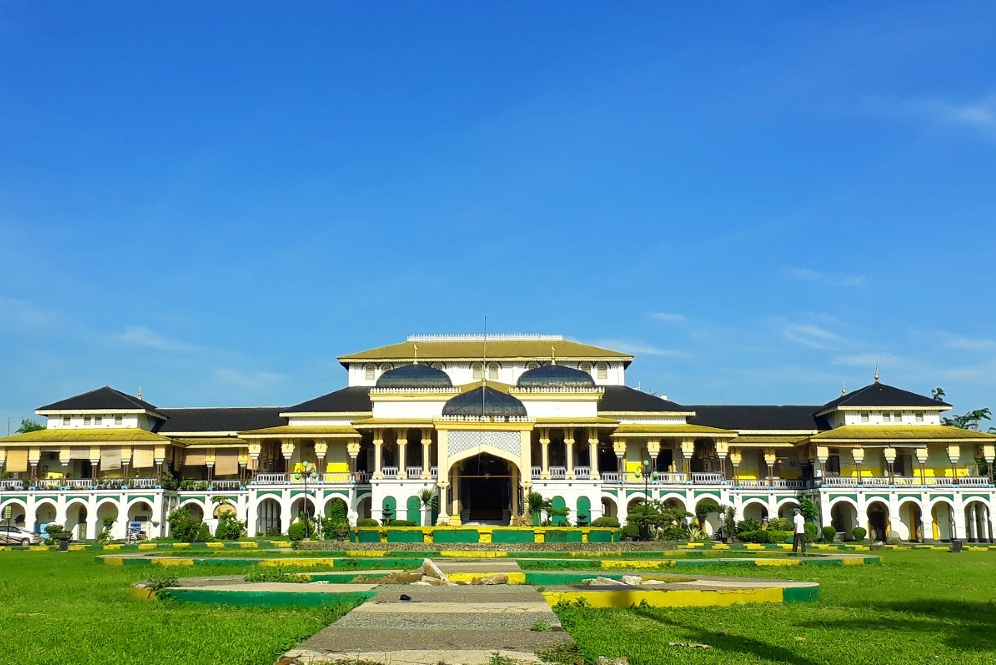 Istana Maemun Medan