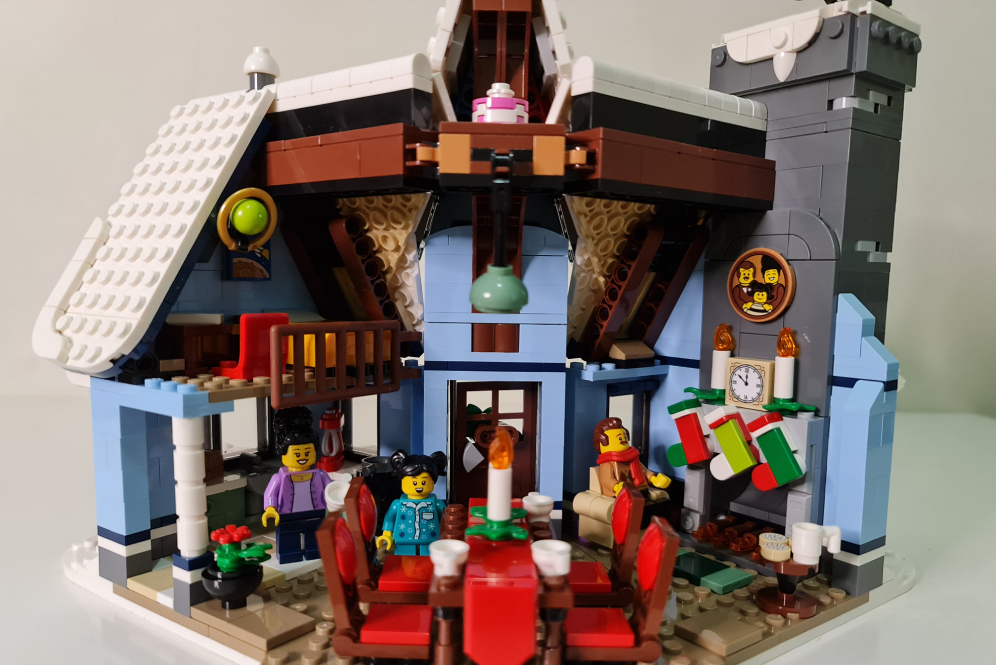  LEGO 10293 Winter Village Cottage