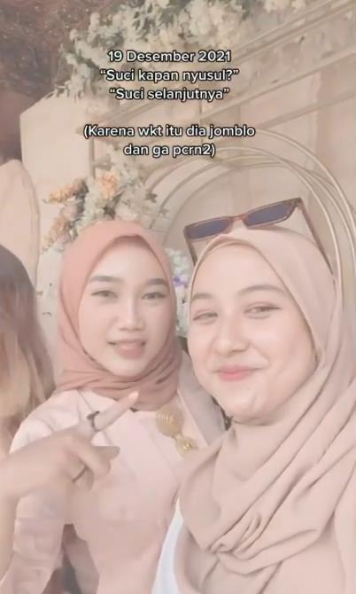 Wanita dapat jodoh usai didoakan cepat nyusul nikah.