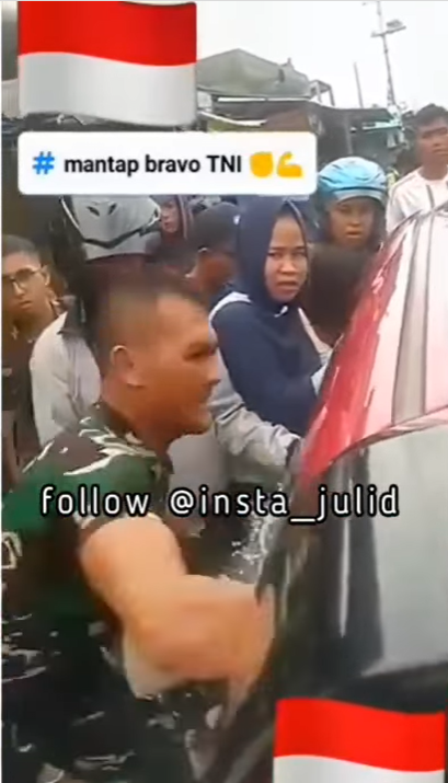 TNI pecahkan kaca mobil
