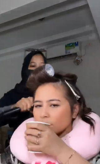 Prilly Latuconsina Getting Makeup While Sleeping