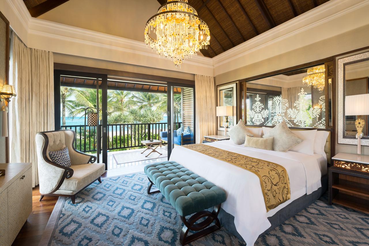 Salah satu kamar di The St. Regis Bali.