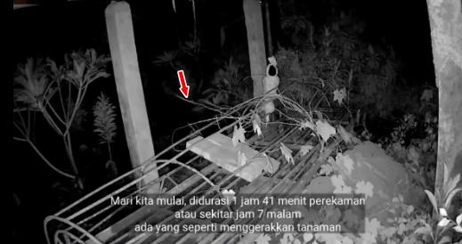 Malam-malam pasang CCTV di kuburan dekat keranda mayat, ini yang terjadi.