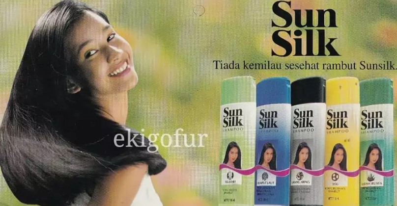 Alya Rohali as a shampoo advertisement model