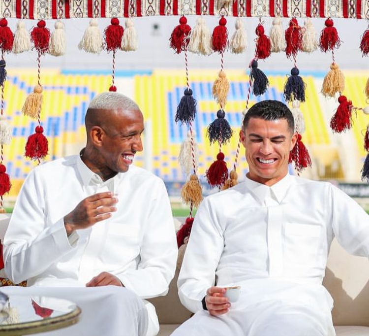 Portrait of Ronaldo Wearing White Gamis and Holding a Sword