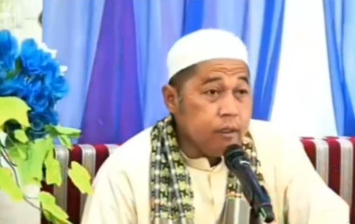 Ustadz asked to give a speech, turns out to only be asked to say greetings.