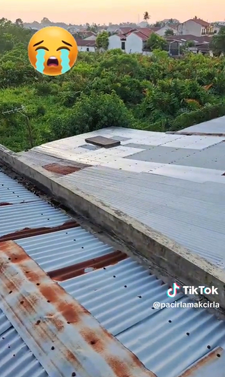 This man's mattress disappeared and flew onto his neighbor's roof