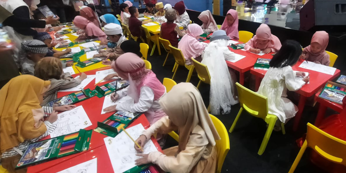 Activities of Coloring Competition Wong Coco at Dream Day Ramadan Fest 2023