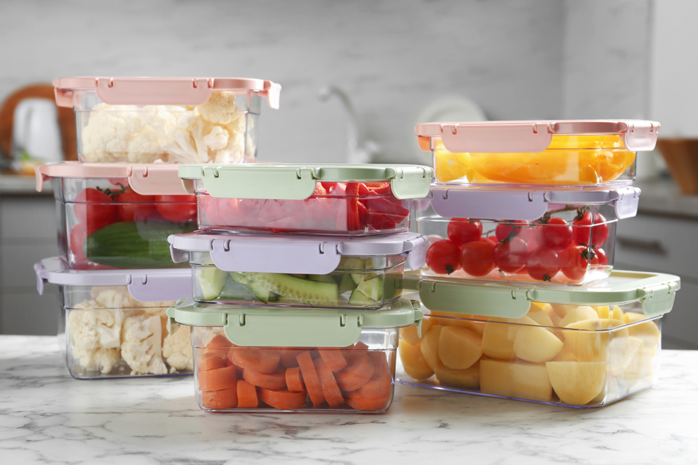 Make it Neater, Here are Easy Tips for Storing Food in a Single Door Refrigerator