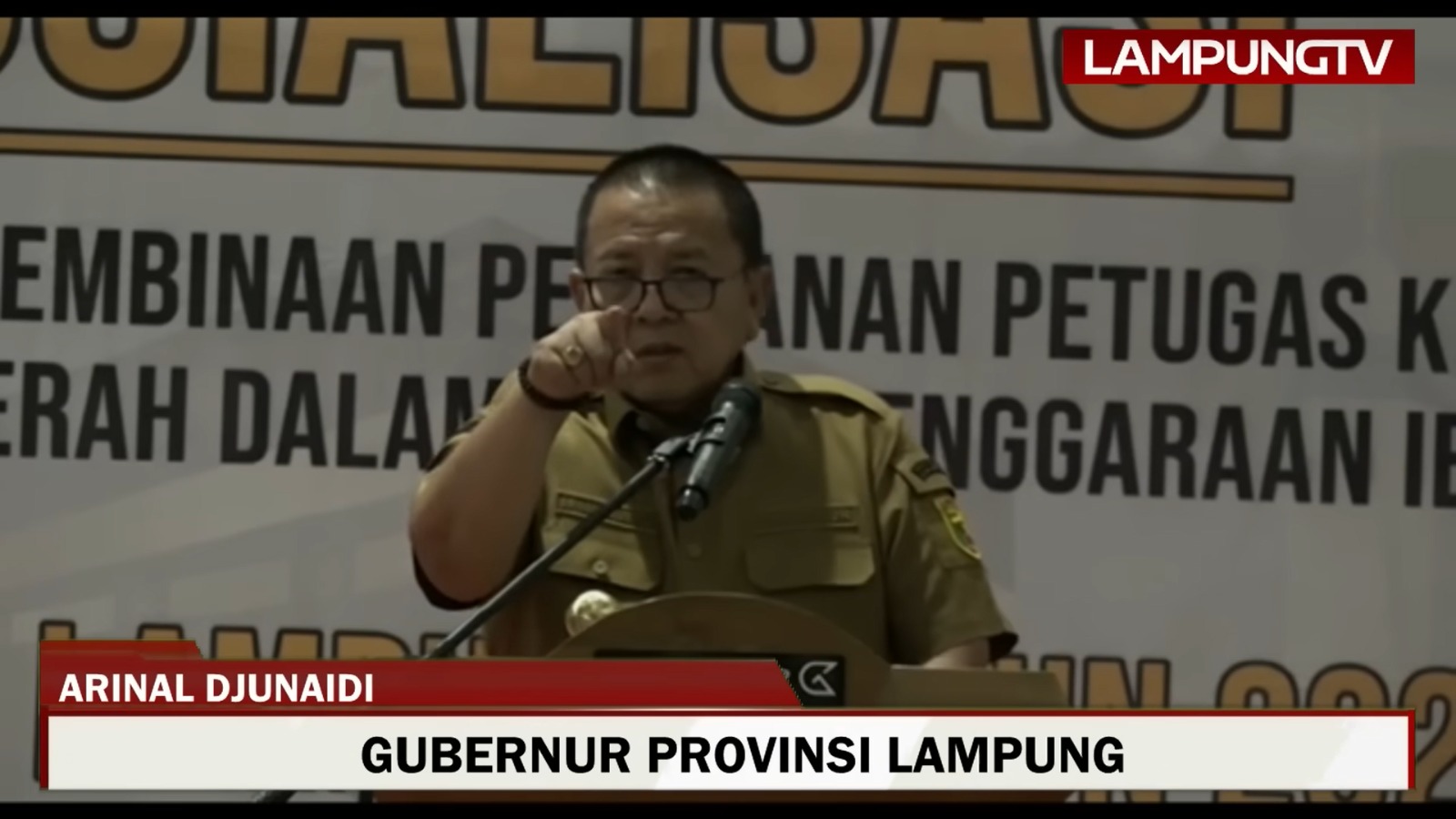 Viral Gubernur Lampung Marah-Marah, Minta Wartawan Matikan Kamera