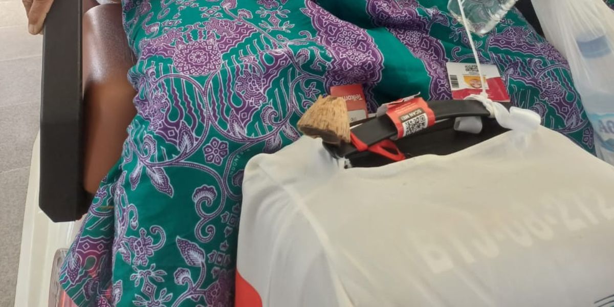 Jemaah Lansia Beri Tanda Batok Kelapa di Koper Haji, Biar Anti Mainstream