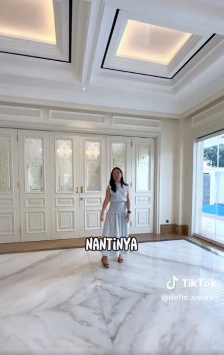 Luxurious and magnificent home tour worth Rp135 billion.