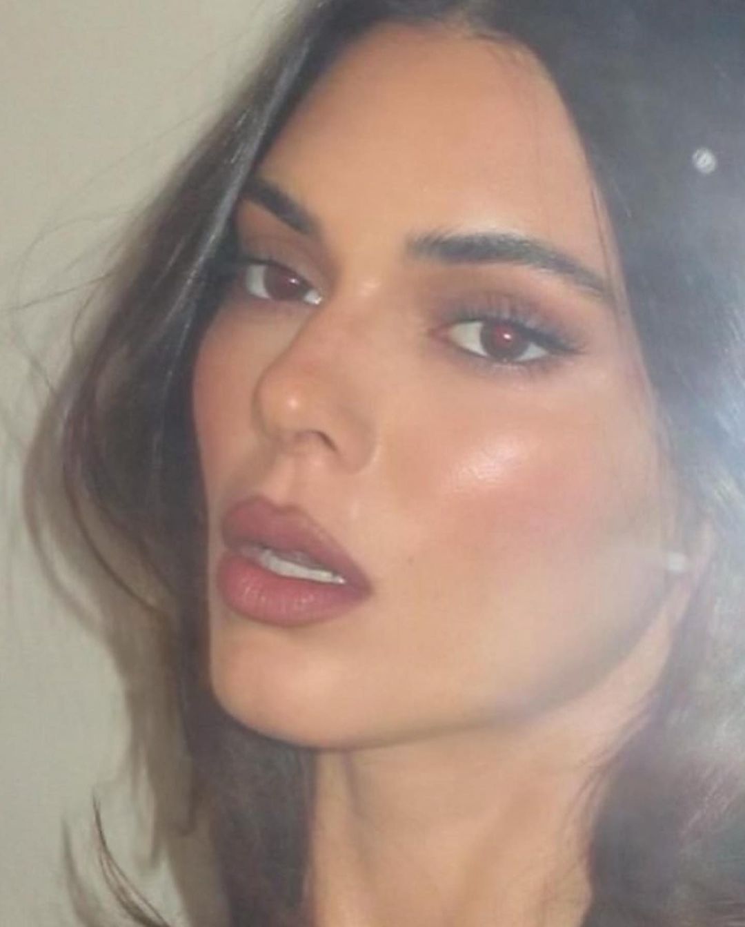 Mary Phillips' Makeup on Kendall Jenner's Face