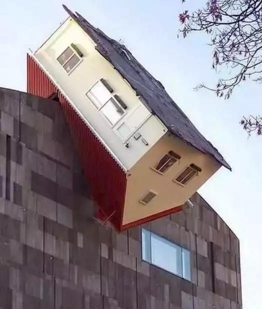 A series of unique and anti-mainstream house designs.