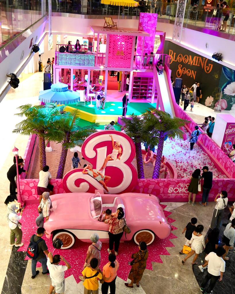 Barbie Dream House