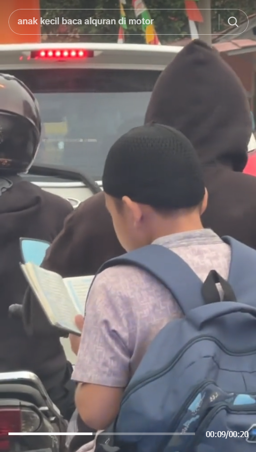 Masya Allah! Memorizing the Qur'an on a Motorcycle, Touching to See