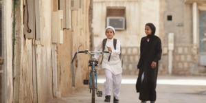 Kegigihan Pemuda Buta Tempuh 10 Kilometer untuk Sekolah