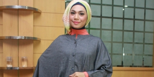 Hijab Menawan Indah Nevertari