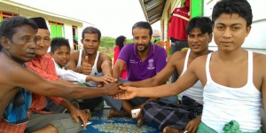 Pria Maroko Nekad ke Indonesia Demi Rohingya