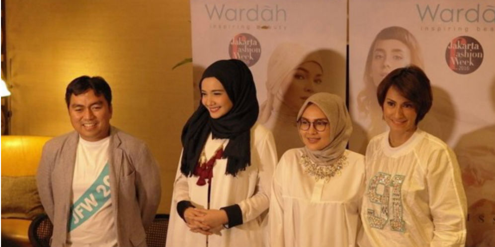 Bocoran Koleksi Hijab Teranyar Ria Miranda di JFW 2016