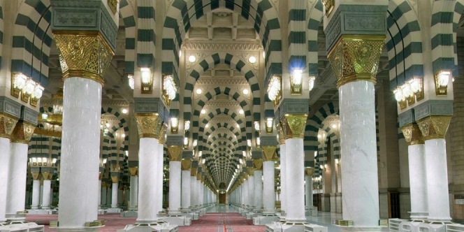 Rahasia di Balik `Tiang Aisyah` Masjid Nabawi