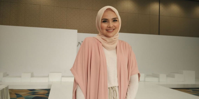  Ria  Miranda  Terkejut Raih Penghargaan Internasional 