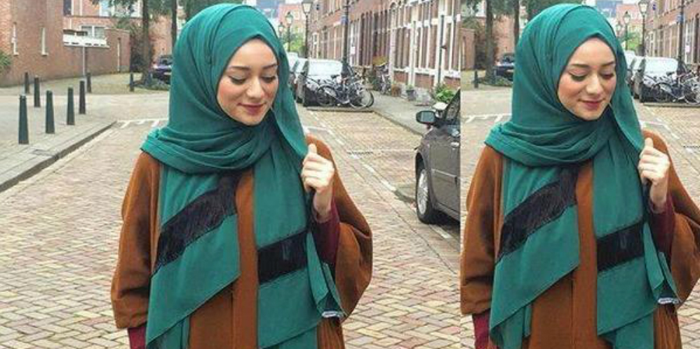 Tips Busana Hijab saat Musim Hujan