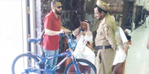 Takut Dicuri, Ekspat Coba Bawa Sepeda ke Dalam Masjidil Haram
